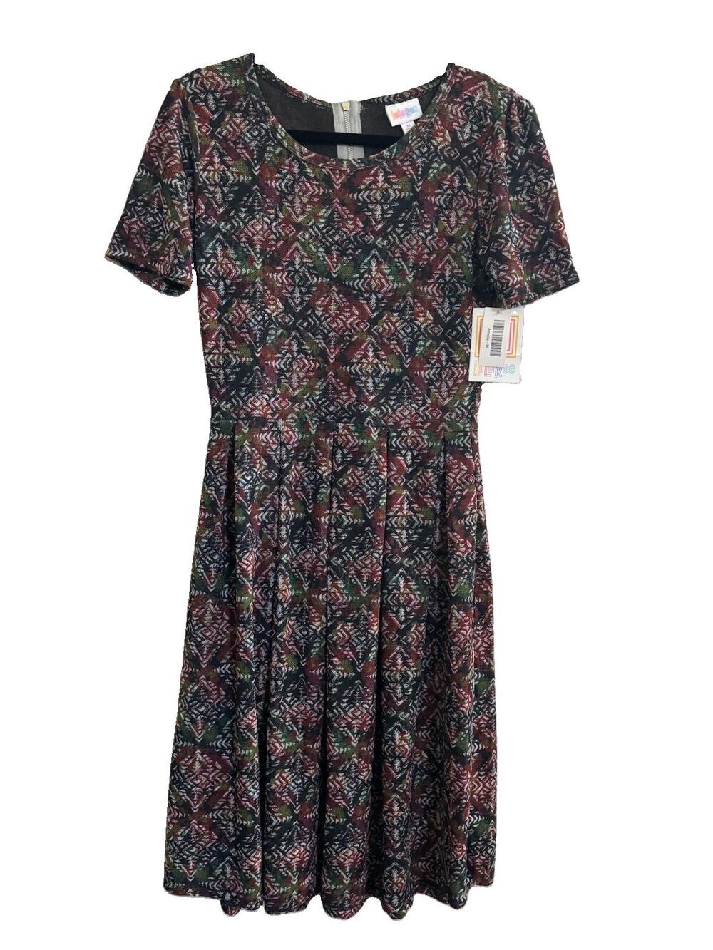 NWT Lularoe Women’s Medium Amelia Dress Pleated Fall Autumn Burgundy Green #7434